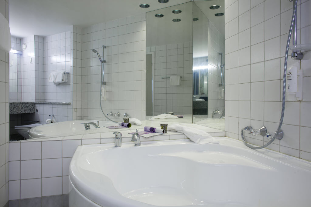 Foto: Mads Armgaard/Graae/Armgaard & Bangsbo Photography
Scandic Aarhus Vest, bathroom, junior suite